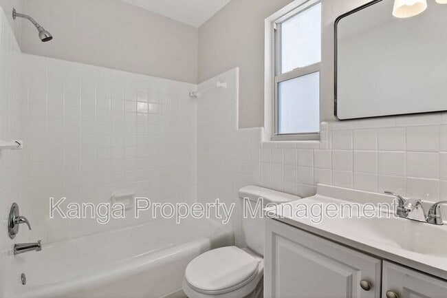 Building Photo - 58 W 27th St