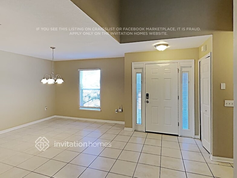 Building Photo - 13501 Mango Bay Dr