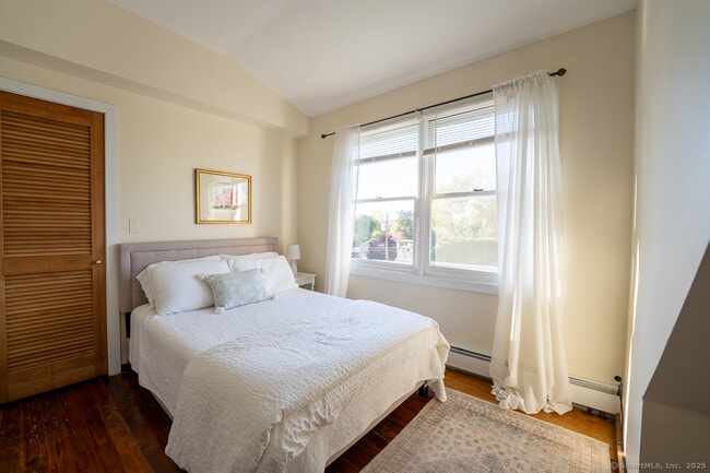 Building Photo - 4 Coburn Ave