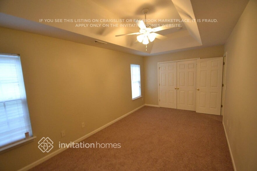 Building Photo - 8728 Hazelcroft Ln