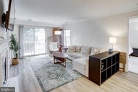 Building Photo - 13615 Garfield Pl