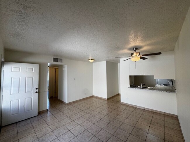 Building Photo - 12244 Menaul Blvd NE