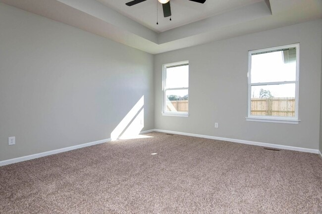 Building Photo - 861 S Parkside Cir