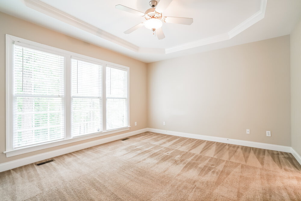 Building Photo - 429 Longbourn Dr