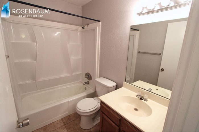 Building Photo - 4704 E Caballero St