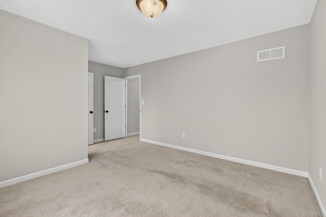 Building Photo - Beautiful 4-Bedroom Home with Modern Upgrades