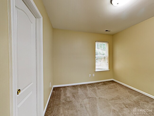 Building Photo - 7105 Angela Marie Ct