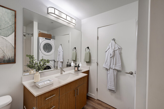 Green Lake 1 Floorplan Bathroom - Arrive Belay & Arrive Noba