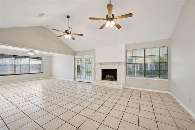 Building Photo - 101 Herwig Bluff Rd