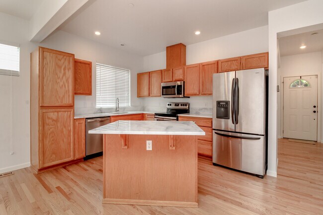 Building Photo - 1485 Bobs Hollow Ln