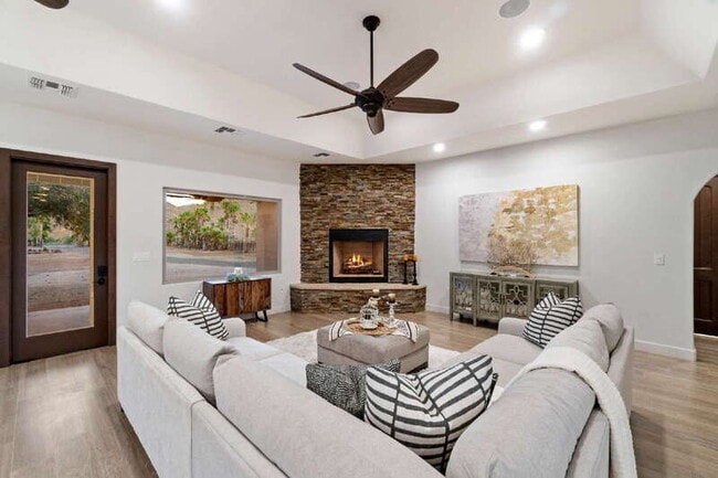 Building Photo - 36648 N 27th Ave