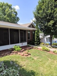 Building Photo - ONE BEDROOM RENTAL! **ALL UTILITES INCLUDED**
