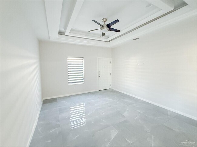 Building Photo - 13 Puffin Ave