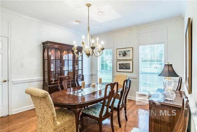 Building Photo - 30587 Middle Creek Cir