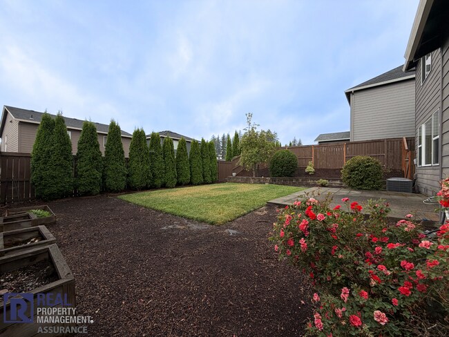 Building Photo - 15584 SW Thrush Ln
