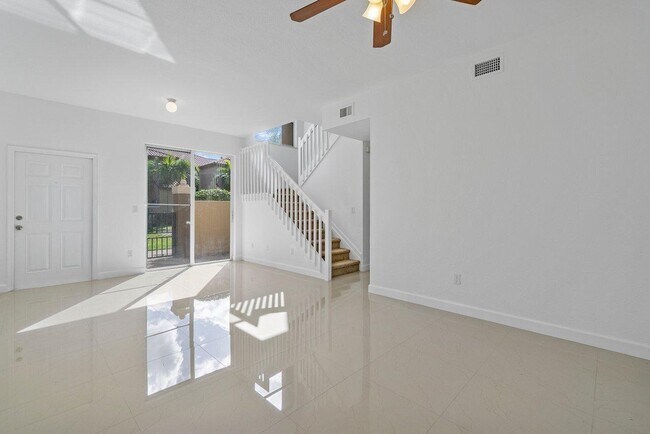 Building Photo - 6549 Diamond Springs Terrace
