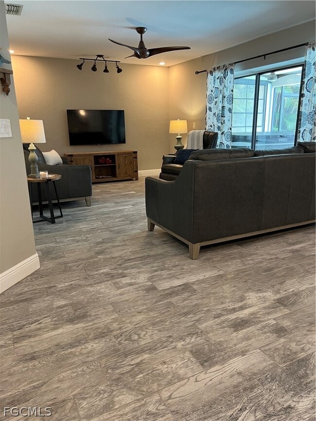 Building Photo - 13226 Winsford Ln