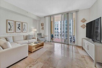 Building Photo - 1607 Ponce de Leon Blvd