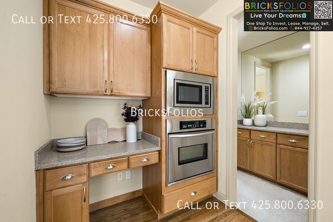 Building Photo - Redmond Ridge Luxury Living | East-Facing Murray Franklyn Gem