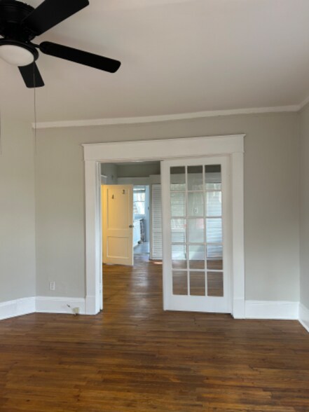 Building Photo - 206 Drexel Ave