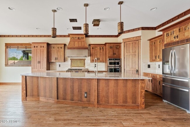 Building Photo - 3123 E Cat Balue Dr