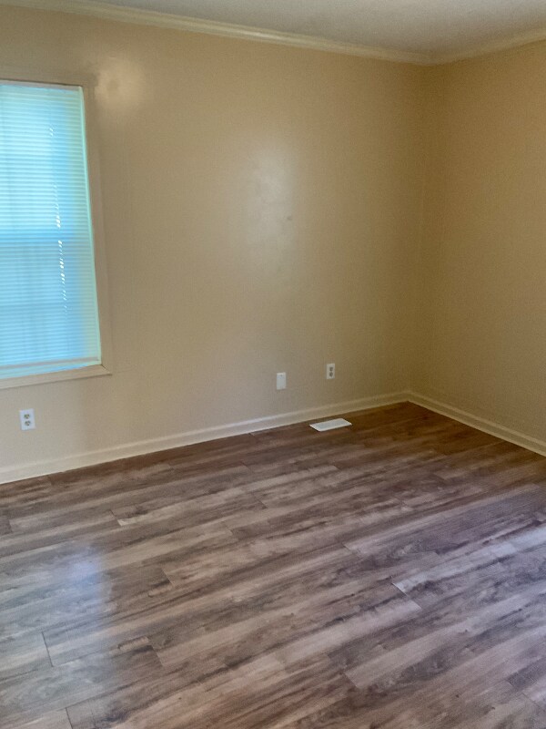 Building Photo - 2125 3rd Ct