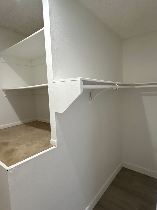 Building Photo - 3 Bedroom Condo for rent in the most desirable Alhambra Area Walking to Alhambra HS