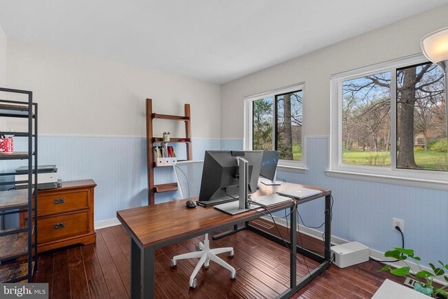 Building Photo - 11310 Harborside Cluster