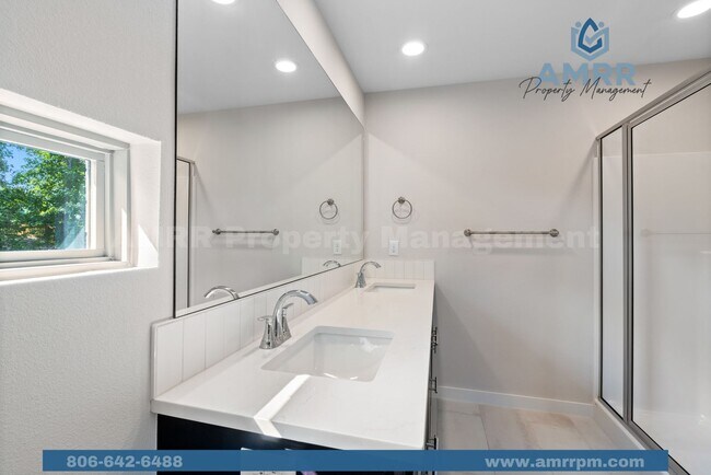 Building Photo - New Beginnings Start At AMRR: 2 Bedroom Lakehouse in Bella Vista!