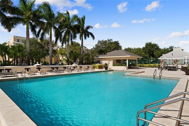 Building Photo - 3301 Bayshore Blvd