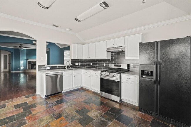Building Photo - 5823 Creektrace Ln