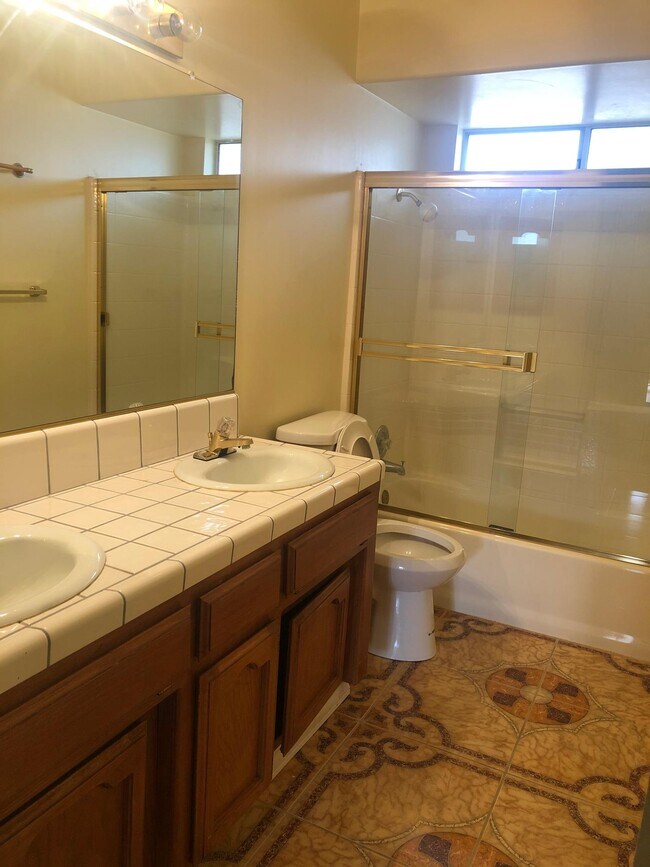 Building Photo - 21163 Conklin Blvd