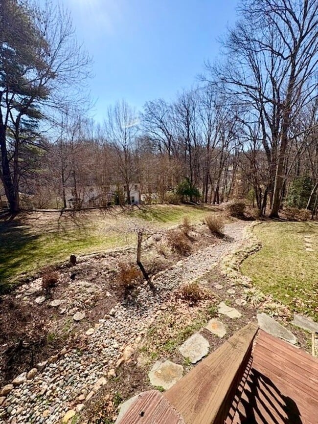 Building Photo - 6825 Spring Beauty Ct