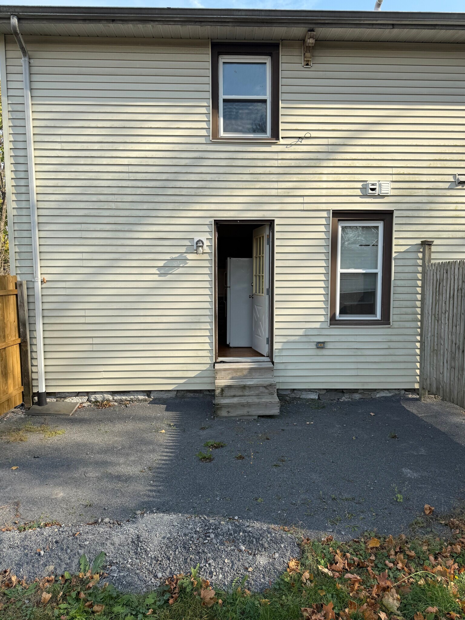 Building Photo - 4 Colvin Ave