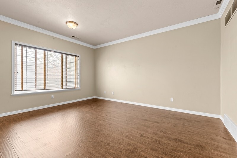 Building Photo - 231 Sunshine Dr