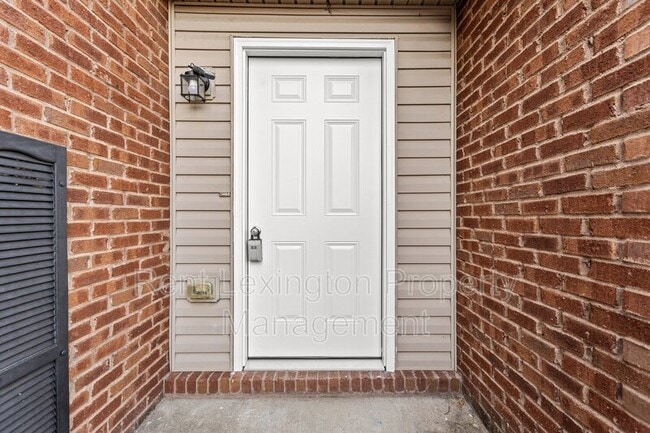 Building Photo - 412 John Sutherland Dr