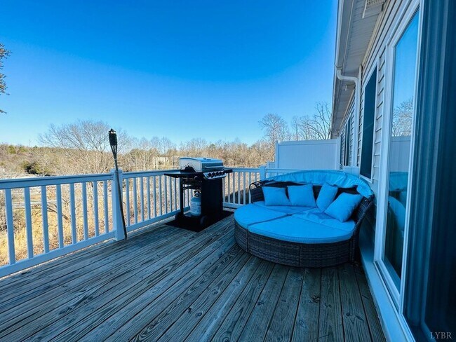 Building Photo - 1313 Emerald View Ct