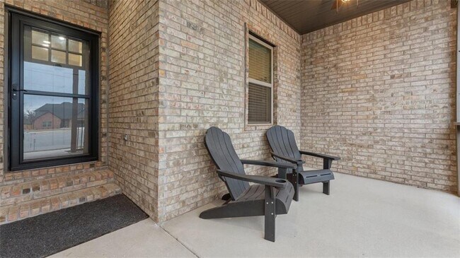 Building Photo - 1950 Lordsburg Ct