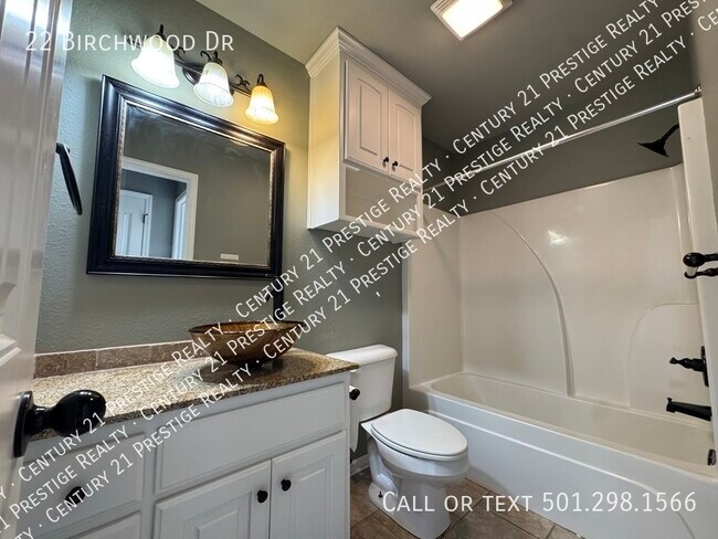 Building Photo - 22 Birchwood Dr