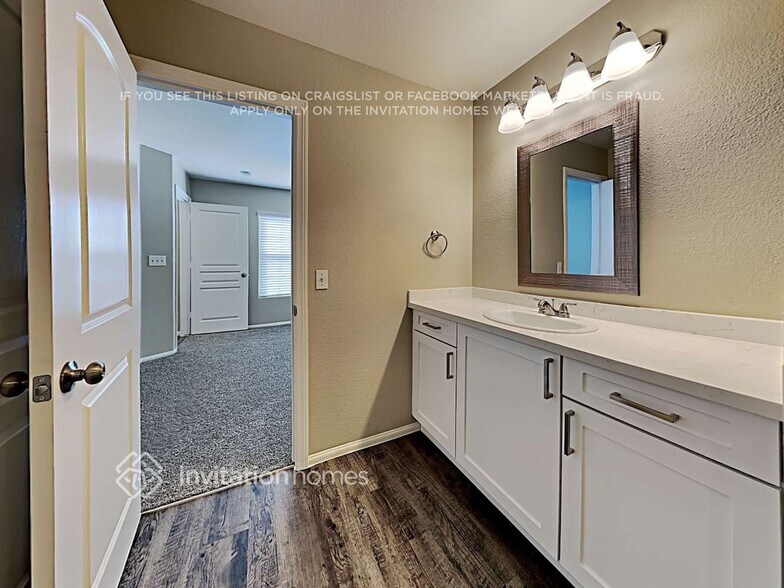 Building Photo - 556 Bayo Canyon Ct