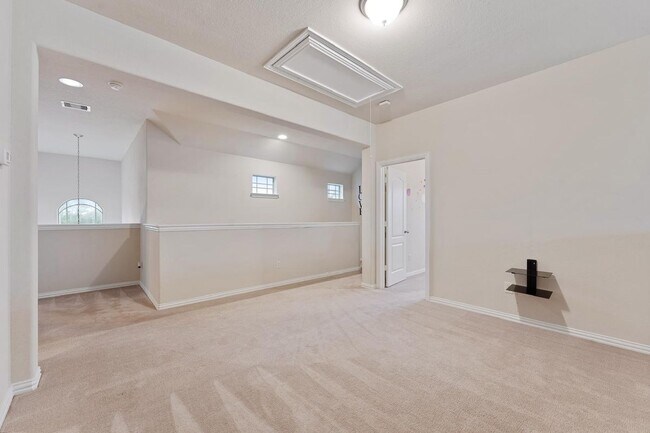Building Photo - 26116 Chivalry Ct