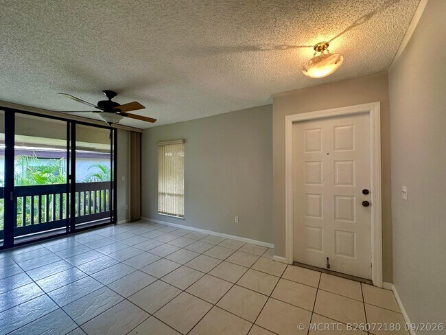Building Photo - 9292 Sable Ridge Cir
