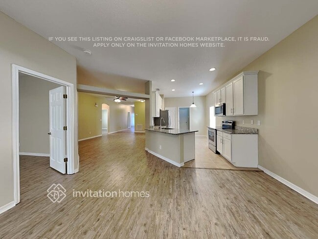 Building Photo - 1638 Maeve Cir