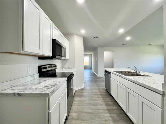 Building Photo - 833 Bluffview Dr