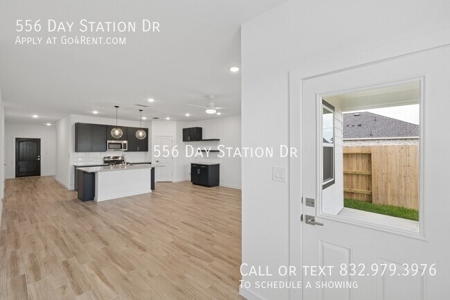 Building Photo - 556 Day Sta Dr