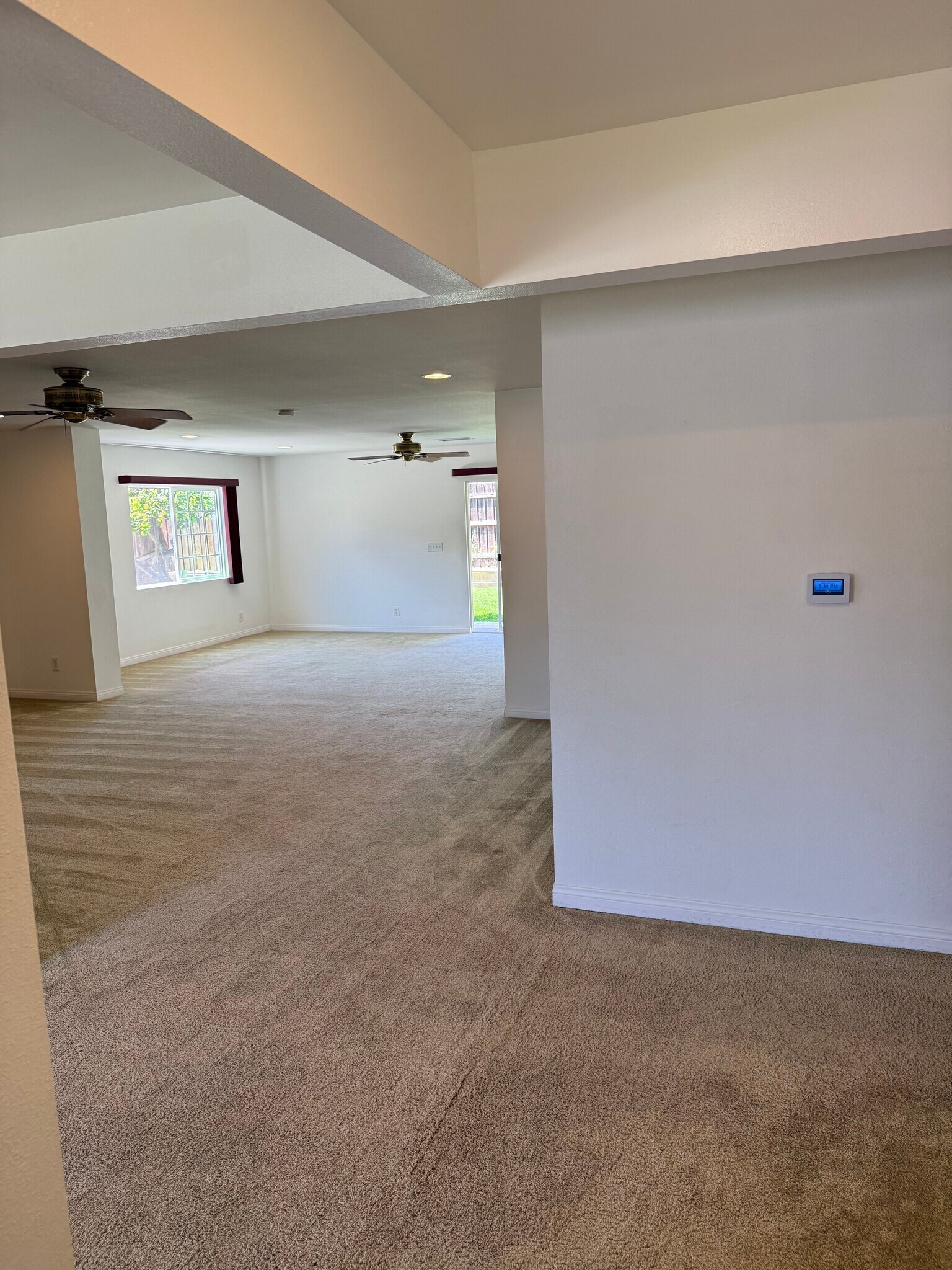 Building Photo - 891 Rosewood Ave