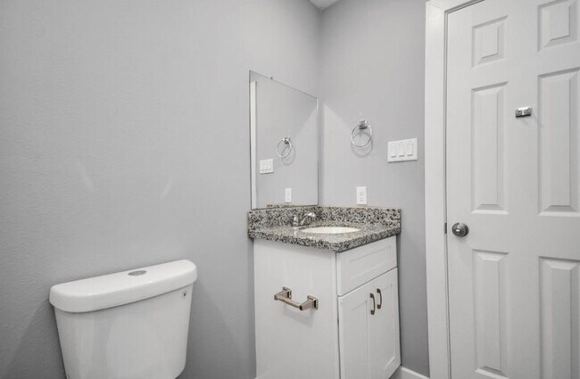 Building Photo - 5709 Breland St