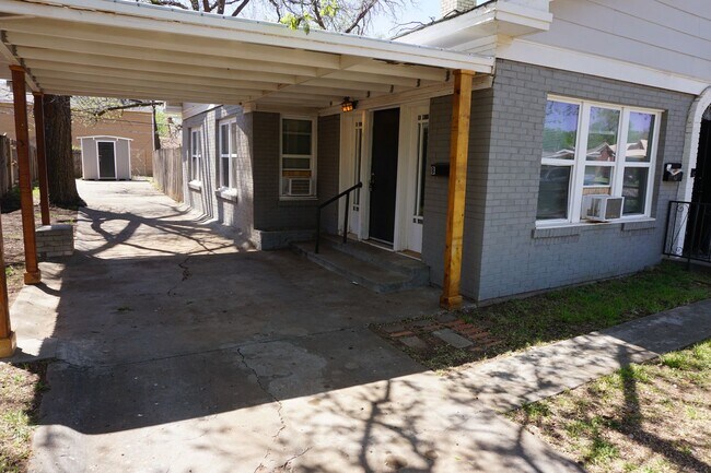 Building Photo - 2309 16th St