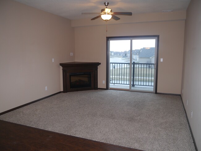 Living room - 1211 NE Windsor Dr