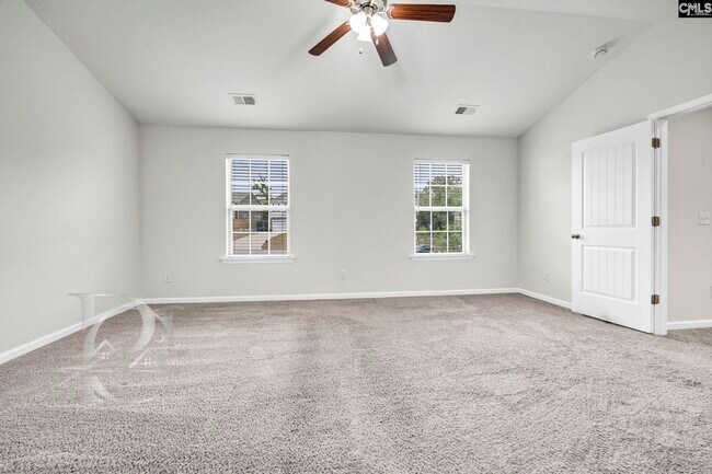 Building Photo - 629 Kimpton Dr